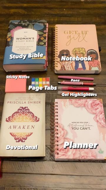 Quick Bible Study, Bible Bag Essentials, Bible Study Bag Ideas, Bible Study Necessities, Bible Study Desk Setup, Bible Must Haves, Bible Study Basket Ideas, Best Bibles To Buy, Black Women Bible Study