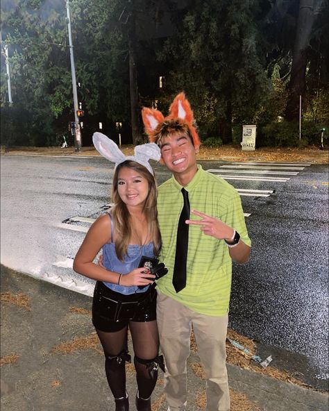 Zootopia Nick And Judy Halloween Costume, Judy Hopps Halloween Costume, Zootopia Judy Costume, Zootopia Bunny Costume, Judy Hopps And Nick Wilde Halloween Costume, Nick And Judy Cosplay, Zootopia Couples Costume, Judy And Nick Halloween Costume, Bunny And Fox Zootopia Costume