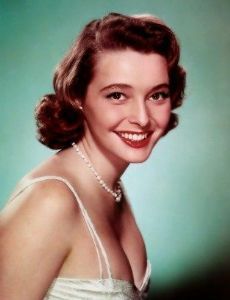 The very gorgeous and elegantly and stylishly fashionable Patricia Neal is a successful actress. She has been seen in many movies and she does great acting. Actors Life, Belinda Lee, Kathryn Grayson, Patricia Neal, Marie Prevost, Leelee Sobieski, Billie Burke, Jeanne Crain, Ann Sheridan