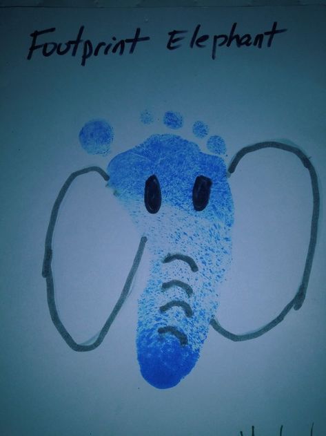 Elephant zoo craft for kids.  Make an elephant with your own footprint!  Great for daycare, preschool, or home.  Babysitting art project and the parents will love you! Jungle Theme Crafts For Infants, Zoo Animals Crafts For Infants, Jungle Crafts For Infants, Zoo Animal Art For Infants, Jungle Animal Crafts For Infants, Infant Animal Art, Infant Animal Activities, Zoo Animal Crafts For Kids Toddlers, Amazing Animals Infant Activities