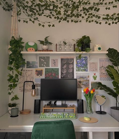 Desk Setup Green Aesthetic, Bedroom Green Theme, Wall Desk In Bedroom, Aesthetic Green Desk Setup, Pinterest Desk Ideas, Desk Setup Aesthetic Study, Cute Desk Setup Office Ideas, Room Desk Ideas Aesthetic, Uni Bedroom Decor