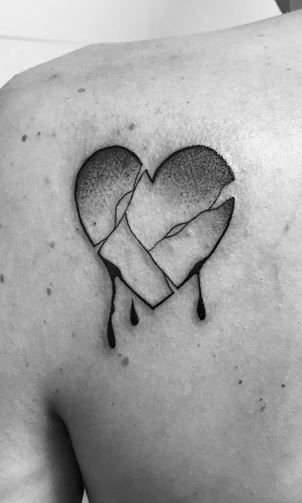 Heart Tattoos, Hart Tattoo, Heart Tattoo Ideas, Heart Tat, Black Heart Tattoos, Simple Heart Tattoos, Herz Tattoo, Shape Tattoo, Tattoo Lettering Fonts