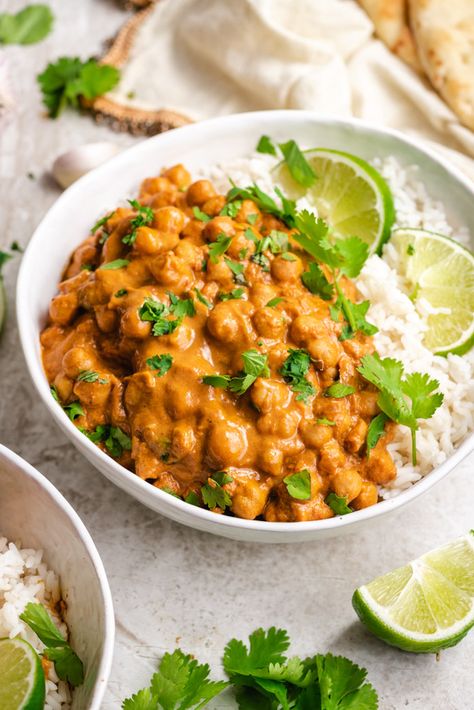 Coconut Chickpea Curry Recipe, Curry Chickpeas, Easy Chickpea Curry, Onion Bhaji, Chickpea Curry Recipe, Chickpeas Recipe, Quick Meal Prep, Bhaji Recipe, Chickpea Curry