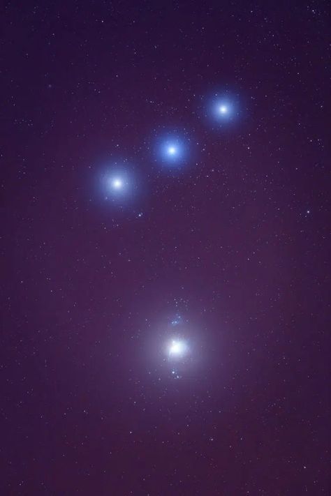 Orion's Belt: spiritual meaning - Awakening State Orion’s Belt Constellation, Orions Belt Tattoo Stars, Orion’s Belt, Orion’s Belt Tattoo, Orions Belt Tattoo, Orion Aesthetic, Orion Belt, Orions Belt, Constellation Wallpaper