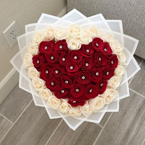 Ramo For Valentines, Ramos For Valentines, Will You Be My Valentine Flower Bouquet, Be My Valentine Bouquet, Ramo Flower Bouquet, Valentine’s Day Rose Bouquet, Valentine's Flowers Bouquet, Flowers Bouquet Valentine's Day, Valentines Ribbon Bouquet