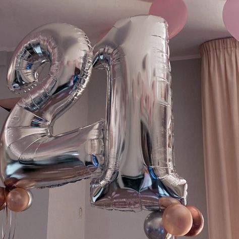 Silver And Pink 21st Birthday, 21st Birthday Esthetic, 21 Balloons Aesthetic, 21sr Birthday Aesthetic, Pink 21st Birthday Aesthetic, 21 Birthday Party Aesthetic, 21st Birthday Decorations Aesthetic, Light Pink 21st Birthday, Aesthetic 21st Birthday Ideas