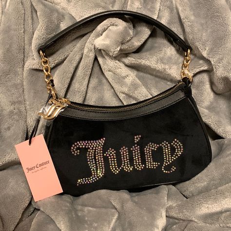 Brand New With Tags Velour Body, Leather Piping, Top Shoulder And Buttom Base No Missing Stones Couture, Juicy Couture Shoulder Bag, Juicy Couture Aesthetic, Juicy Purse, London List, Trashy Y2k Aesthetic, Juicy Couture Clothes, Juice Couture, Couture Clothes