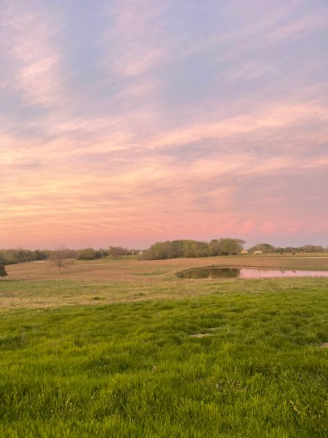 Nature, Green And Pink Landscape, Soft Sunrise Aesthetic, Soft Sky Aesthetic, Pasture Aesthetic, Aesthetic Grass Field, Pink Sunrise Aesthetic, Soft Sunset Aesthetic, Agriculture Painting