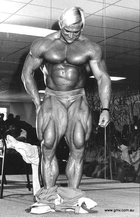 Did Tom Platz have the best legs if all time? Tom Platz, 남성 근육, Arnold Schwarzenegger Bodybuilding, Retro Fitness, Schwarzenegger Bodybuilding, Aesthetics Bodybuilding, Leg Workout Routine, Best Leg Workout, Gym Wallpaper