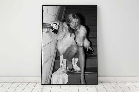 Kate Moss Falling Stairs Poster Black and White Fashion - Etsy UK Kate Moss Poster, Bedroom Wall Decor Above Bed, Wall Decor Above Bed, Decor Above Bed, Beauty Room Decor, Print Bedroom, College Apartment Decor, Girly Wall Art, Above Bed Decor
