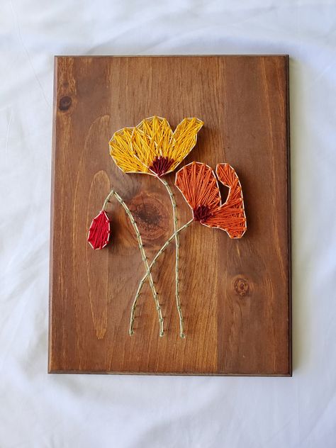 Wall String Art, Crafts For Craft Shows, Hilograma Ideas, Stained Pine Wood, Poppies Flower, Printable String Art Patterns, Arts And Crafts For Adults, String Art Patterns, White Wall Art