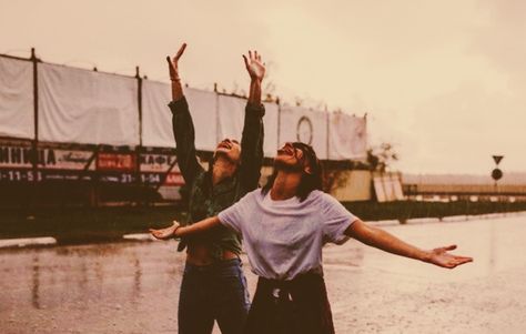 Dancing Aesthetic In The Rain, Vintage Dancing Aesthetic, Happy Dance Aesthetic, Dancing Rain Aesthetic, Dance In The Rain Aesthetic, Rain Dance Aesthetic, Dancing To Music Aesthetic, Dancing Aesthetic Vintage, Friends Dancing In The Rain