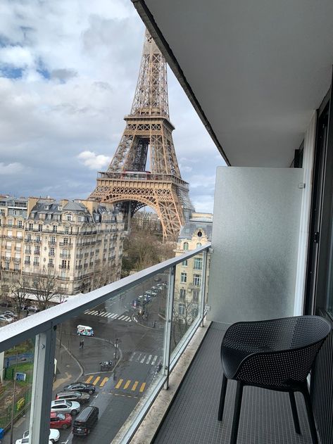 Hotel In Paris Aesthetic, Eiffel Tower Hotel View, Hotel In Paris With View, Paris Hotel With Eiffel Tower View, Hotel Pullman Paris Tour Eiffel, Pullman Hotel Paris, Pullman Paris Tour Eiffel, Paris Hotel View, Paris Hotels With Eiffel Tower View