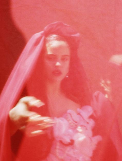 Rosalía’s Real Magic Latina Photoshoot, Watercolor Eyes, Real Magic, Photographie Inspo, Summer Mood, Latin Music, Spanish Artists, London Dresses, Photo Wall Collage