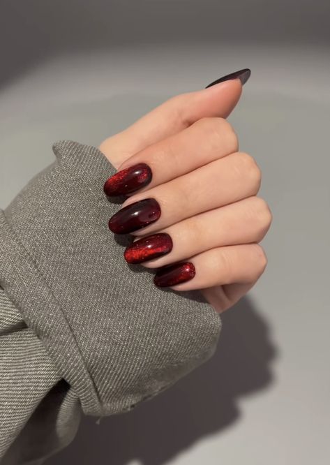 Cat Eyes Red Nails, Black Nails With Red Cat Eye, Dark Red Magnetic Nails, Black And Red Cats Eye Nails, Red Cat Eyes Nail, Cat Eye Nails Red And Black, Cat Eye Nails Fall Colors, Cats Eye Red Nails, Black And Cat Eye Nails