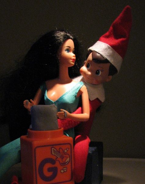 The Top 11 Inappropriate Elves 2012 Inappropriate Elf On The Shelf, Elf On The Shelf Funny, Elf Delivery, Bad Christmas, Winter Humor, Bad Elf, Spooky Christmas, Elf Shelf, Barbie Funny