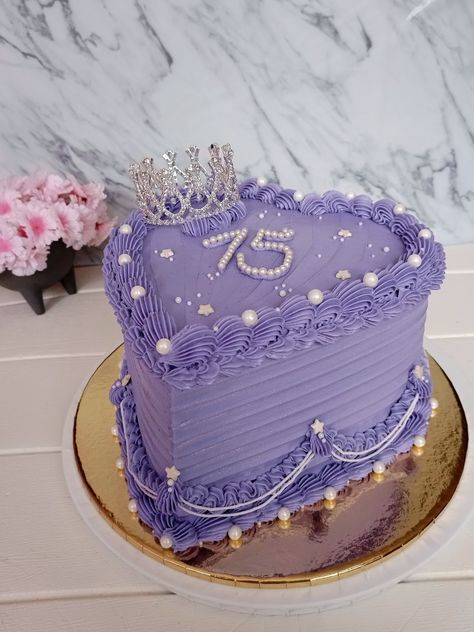 Sweet 15 Birthday Cakes, Cake Designs Birthday Purple, 18th Purple Birthday Cake, Sweet 16 Cakes Purple And Silver, Sweet 16 Cake Ideas Purple, Purple Cake Sweet 16, 15 Birthday Cake Purple, Pastel Purple Birthday Cake, Purple Princess Birthday Cake