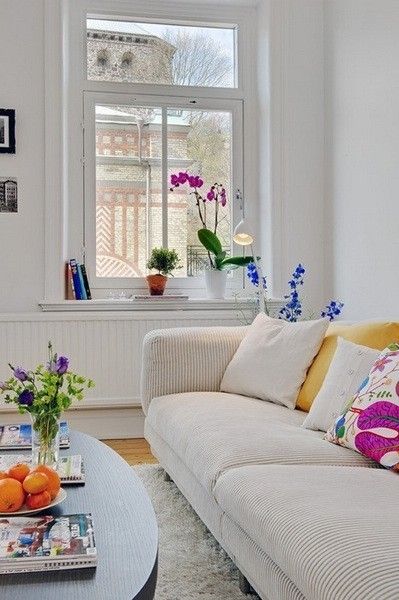 pure white Cozy Scandinavian Living Room, Scandinavian Design Living Room, Spring Living Room, تصميم للمنزل العصري, Living Room Design Inspiration, Decoracion Living, Colourful Living Room, Living Room Scandinavian, White Rooms