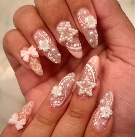 Gel X Nail Designs With Charms, Winter 3d Nails, Cute Nail Charm Designs, Gel Nail Designs With Charms, Pearl Charms Nails, Nails With 3d Bows, Pearl Star Nails, Pearl Nail Charms, Nails Ideas Charms