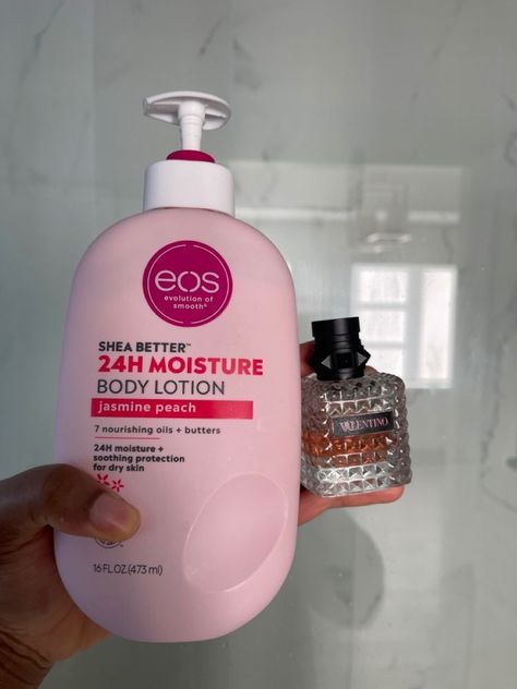 Peach Body Lotion, Eos Jasmine Peach, Valentino Born In Roma Layering, Eos Lotion Combo, How To Smell Like Jasmine, Lotion And Perfume Combo, Born In Roma Perfume, Eos Body Lotion, Eos Lotion