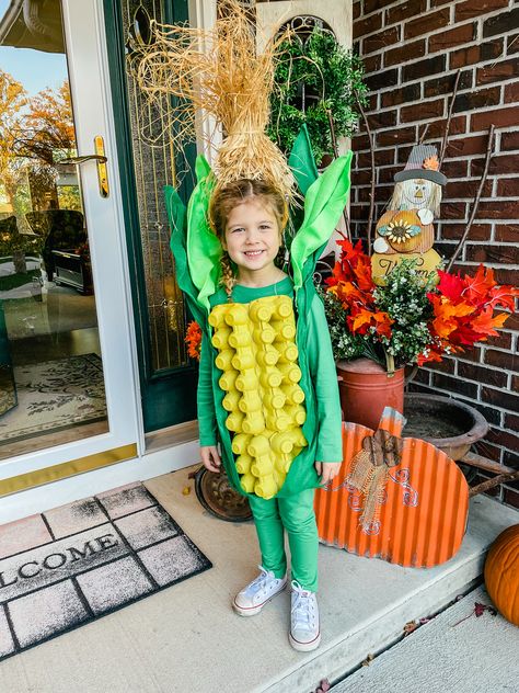 Couture, Corn Cob Costume Diy, Ear Of Corn Costume, Thanksgiving Food Costumes, Corn On The Cob Costume Diy, Vegetable Costumes Diy, Corn Costume Diy, Corn Costume Kids, Food Costume Ideas