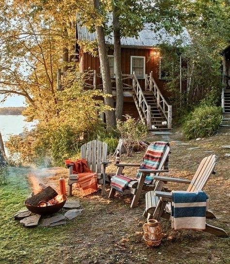 Haus Am See, Dream Cottage, Lake Cottage, Lake Cabins, Hus Inspiration, Cabin In The Woods, Cabins And Cottages, Cabin Life, Cabin Homes