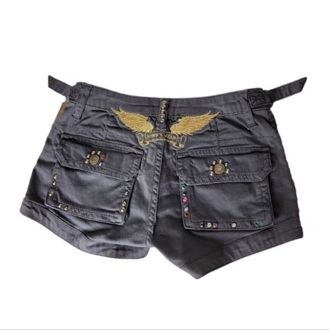 Robins Jeans Charcoal Shorts. Size: 24. Inseam: 2.25" Long Rise: 7" Long Waist: 14" Flat ( It Has A Little Belt On The Sides To Make It Smaller) Front Zippered Closure 3 Front Pockets 2 Back Snap Closure Pockets Gold Embroidered Angel Wings Studded Pockets New With Tag With Factory Defect On One Of The Seams On The Back. It Could Probably Be Fixed. The Edge Seam Stitch Is Damaged. Inside Seam Is Fine.(See Picture) Item # B41- 0979-20 10 Oz 12-10-2 Embroidered Jeans Pocket, Low Rise Shorts Outfits, 2000s Shorts, Robins Jeans, Seam Stitch, Jean Gray, Gold Sequin Shorts, Military Shorts, Hot Pants Shorts