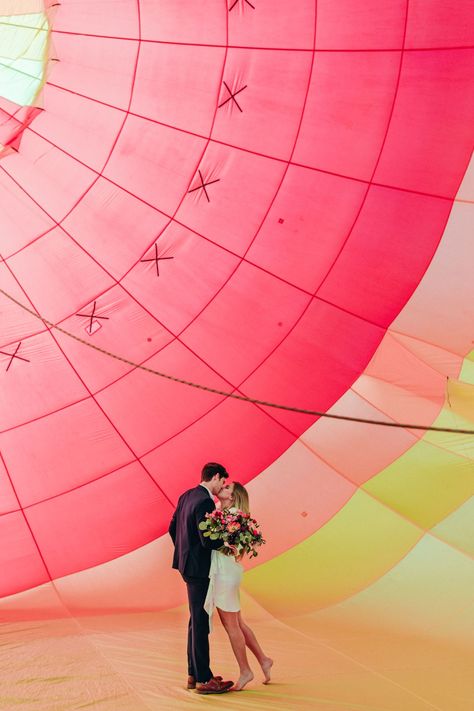 Hot Air Balloon Elopement, Hot Air Balloon Engagement Pictures, Fiesta Photoshoot, Balloon Engagement Pictures, Hot Air Balloon Photoshoot, Hot Air Balloon Proposal, Hot Air Balloon Engagement, Hot Air Balloon Photography, Balloon Proposal