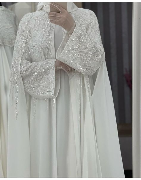 Nikkah Abaya Outfit, Nikkah Outfit Abaya, Nikkah Abaya Aesthetic, Nikkah Outfit Simple, Modest Bridal Dress, Wedding Abaya Hijab Bride, White Bridal Abaya, White Wedding Abaya, Islamic Nikkah Outfit