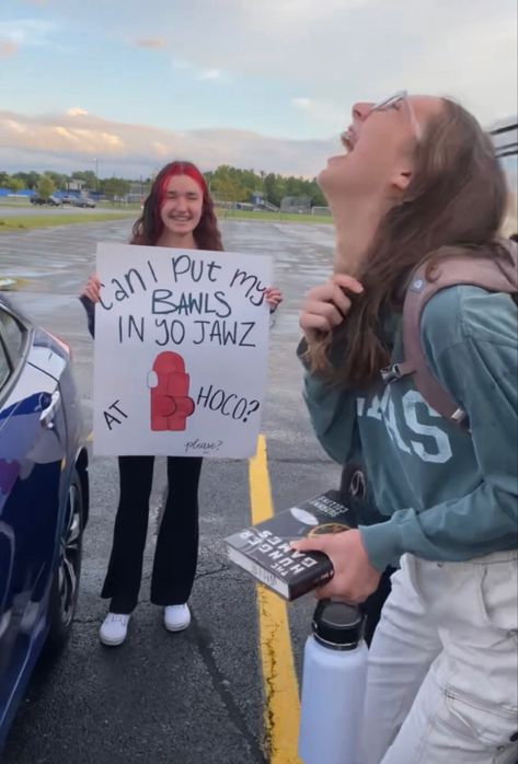 Corny Homecoming Proposal Ideas, Bee Hoco Proposal, Best Friends Poster Ideas, Song Homecoming Proposal Ideas, Spanish Hoco Proposals Ideas, Platonic Hoco Proposals, 2023 Hoco Proposal, Otter Homecoming Proposal, Rihanna Hoco Proposal