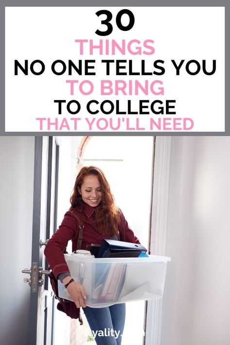 These are things no one tells you to bring to college but you actually really need!! I used all of these things when living in the dorms my freshman year #unexpectedthingstopackforcollege Things To Bring To College, College Freshman Survival Kit, College Freshman Dorm, College Dorm List, Dorm List, College Freshman Advice, College Freshman Tips, College Survival Kit, College Dorm Checklist