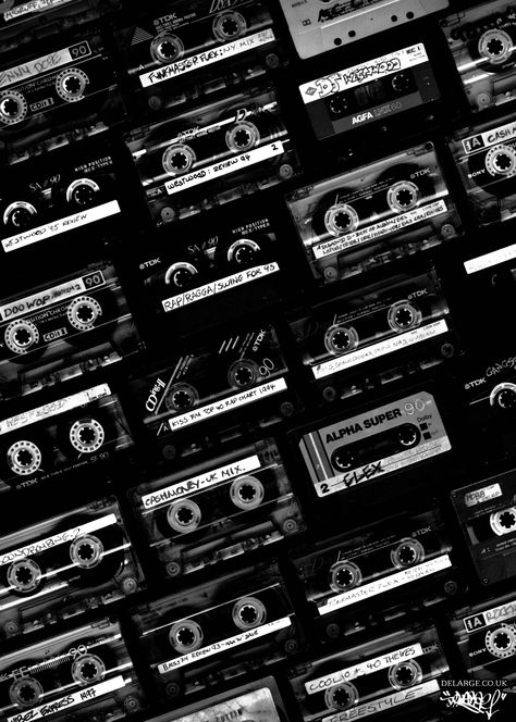 Old School Tapes Wallpaper Rap Background Wallpapers, Old School Pictures 90s Background, Old School Hip Hop Aesthetic Wallpaper, Old School Wallpaper Iphone, Old School Backgrounds, Old School Aesthetic Wallpaper, Old School Hip Hop Art, School Wallpaper Iphone, Hiphop Background