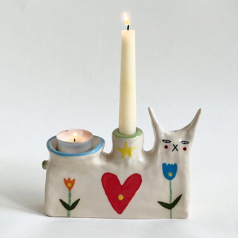 here’s three of the candle/incense holder friends coming this sunday!! 🐱🌷💘 ⭐️5/11/23 8PM uk time⭐️ #ceramics #smallbusiness #handmade… | Instagram Fimo, Incense Holder Ideas Clay, Diy Matchstick Holder, Candle Pottery Ideas, Incense Holders Clay, Clay Ideas Incense Holder, Ceramic Pottery Candle Holders, Ceramic Air Dry Clay, Handmade Ceramic Candle Holders