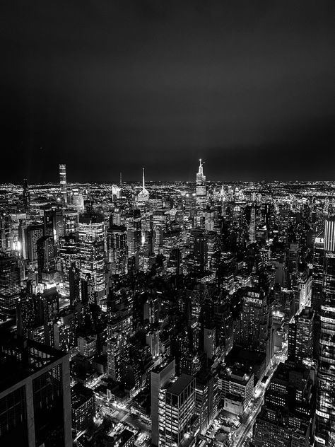 nyc skyline, black and white, city life, night life, instagram, ig, the edge White Vision Board, Black And White Wallpaper Iphone, Anger Photography, Nyc Night, New York Black And White, Black And White City, New York Poster, Black And White Picture Wall, Nyc Aesthetic