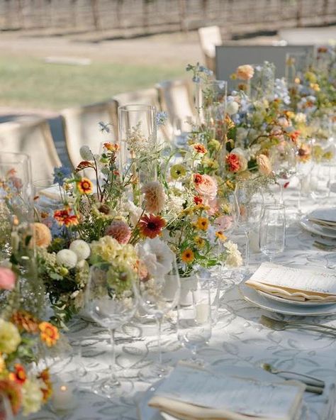 Garden Wedding Dinner Table, Midsummer Dream Wedding, Spring Wedding Table Florals, Flowers For Farm Table Wedding, May Wedding Decor Ideas, Flower Decorations Wedding Table, Spring Garden Wedding Tablescape, Garden Table Wedding, Harvest Tables Wedding