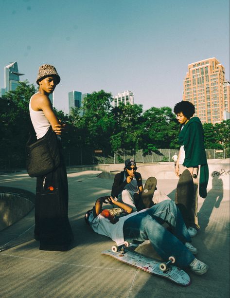 group of teens with skateboard Street Wear Group Photoshoot, Skate Park Fashion Editorial, People On Street Photography, Skatbord Aesthetic, Street Wear Fashion Photography, Coming Of Age Photoshoot, Racetrack Photoshoot, Creative Summer Photoshoot, Skateboard Editorial