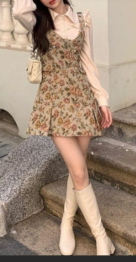 Whimsical Astethic Outfits, Ethereal Everyday Outfit, Libra Outfits Style, Pastel Academia Aesthetic Outfit, Spring Academia Outfits, Pisces Venus Outfits, Ingenue Essence Outfits, Hachi Inspired Outfits, Anthropology Clothing