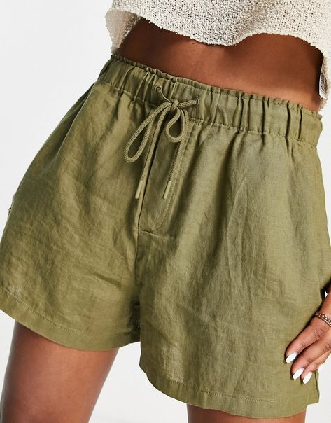 Shorts by Mango Make some legroom High rise Elasticated drawstring waist Functional pockets Regular fit Long Cute Shorts, Linen Sets Outfit, Shorts Organization, Khaki Shorts Outfit, Linen Shorts Outfit, Cute Summer Shorts, Check Blouse, Cargo Shorts Women, Mango Shorts