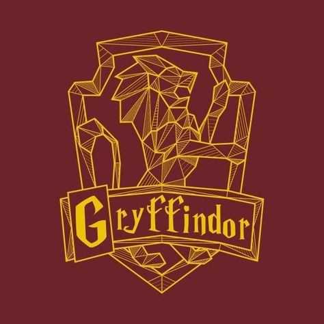 Just a Gryffindor party. Harry Potter Vibe, Harry Potter Kostüm, Gryffindor Pride, Gryffindor Aesthetic, Gryffindor Crest, Harry Potter Cosplay, Anniversaire Harry Potter, Desenhos Harry Potter, Images Harry Potter