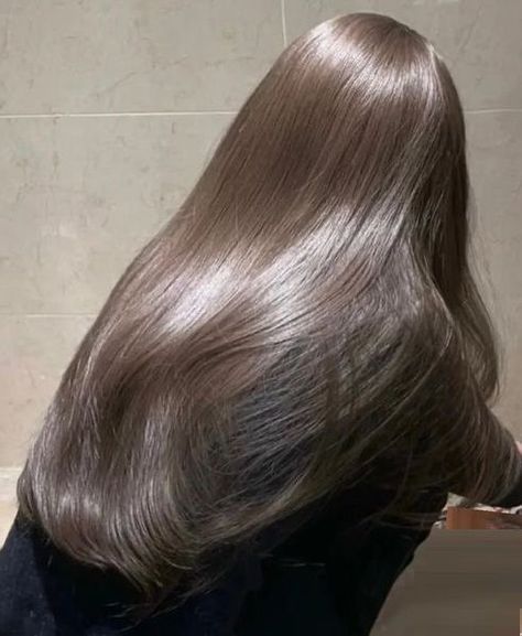 Hair Growth Tips, Long Shiny Hair, Long Healthy Hair, Dream Vision Board, Healthy Hair Care, Winter Hair Color, Long Brown Hair, Hair Maintenance, Healthy Hair Growth