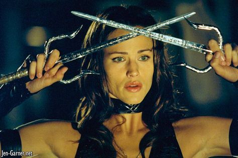 Jennifer Garner as Elektra in Daredevil (2003) Elektra Jennifer Garner, Electra Marvel, Elektra 2005, Daredevil 2003, Jennifer Garner Elektra, Elektra Marvel, Jennifer Garner Alias, Jen Garner, Halloween Month