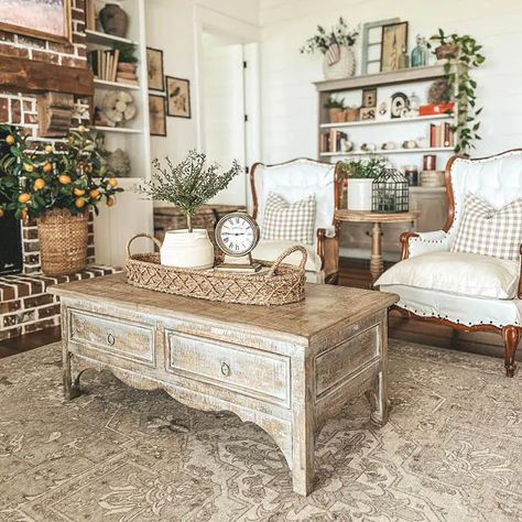 THE NATURAL NOOK Shabby Chic Coffee Table, Chic Coffee Table, Painted Cottage, Cottage Living Rooms, Farmhouse Decor Living Room, Cottage Living, Antique Farmhouse, Side Table Wood, Farmhouse Living