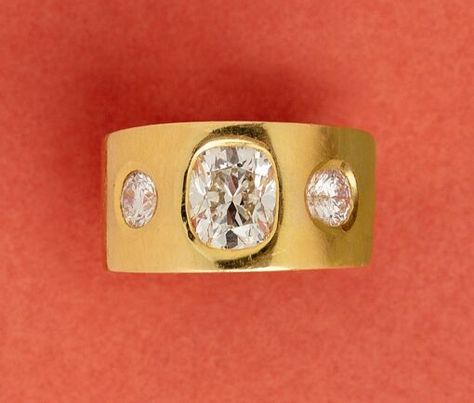 Recent acquisitions - Page 9 of 19 - Inez Stodel Artsy Engagement Rings, Thick Gold Band, Gold Ring With Diamond, Gold Band Wedding Ring, Jewelry Knowledge, Cute Engagement Rings, Future Engagement Rings, Diamond Band Ring, Gold Diamond Band