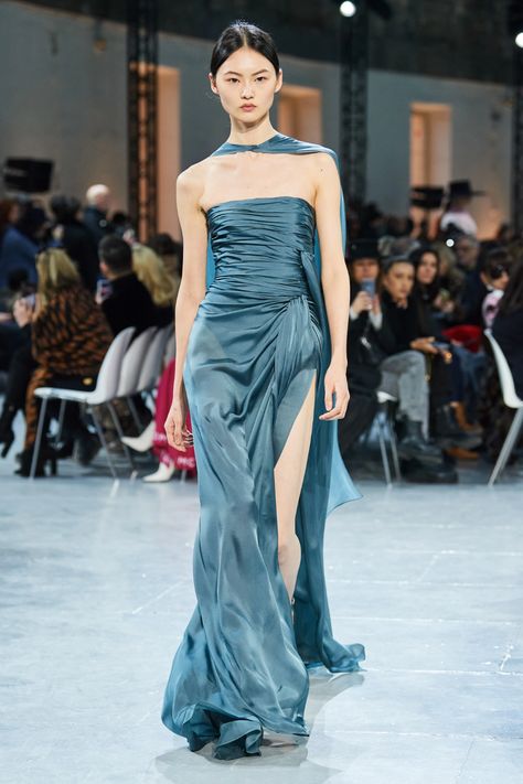 파티 드레스, Runway Fashion Couture, Runway Outfits, Couture Mode, Prom Dress Inspiration, Alexandre Vauthier, Runway Dresses, Gala Dresses, Glam Dresses