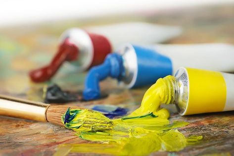 What Colors Make Yellow - How-To Guide for Mixing Yellow Tones Animal Illustrations, What Colors Make Yellow, Best Acrylic Paint, Oil Paint Brushes, Colorful Oil Painting, Watercolor Paint Set, Paint Tubes, Caran D'ache, Artist Palette