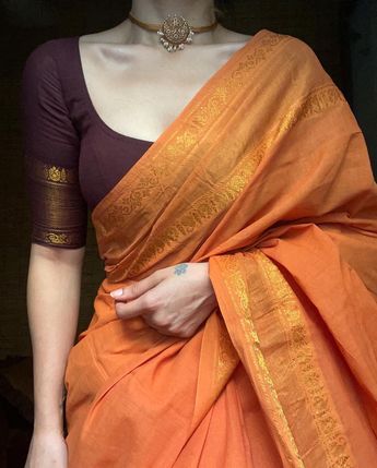 Simple Saree Designs, Saree Wearing Styles, Fashionable Saree Blouse Designs, Orange Saree, Cotton Saree Designs, Desi Aesthetic, Simple Sarees, Indian Saree Blouses Designs, Indian Fashion Saree