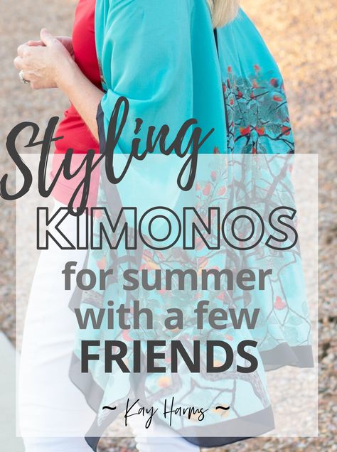 Kimonos, Upcycling, Kimono Shorts Outfit Summer, What To Wear With A Kimono, Styling A Kimono Summer Outfits, Styling Kimonos Casual, How To Wear A Kimono With Jeans, Outfits With Kimonos Summer, Sleeveless Kimono Outfit