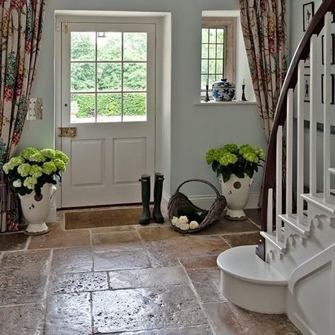 Flooring Hallway, Country Hallway, Cottage Flooring, Wood Floor Texture, Hall Flooring, Hallway Flooring, Flagstone Flooring, Kitchen Remodel Cost, English Country Decor