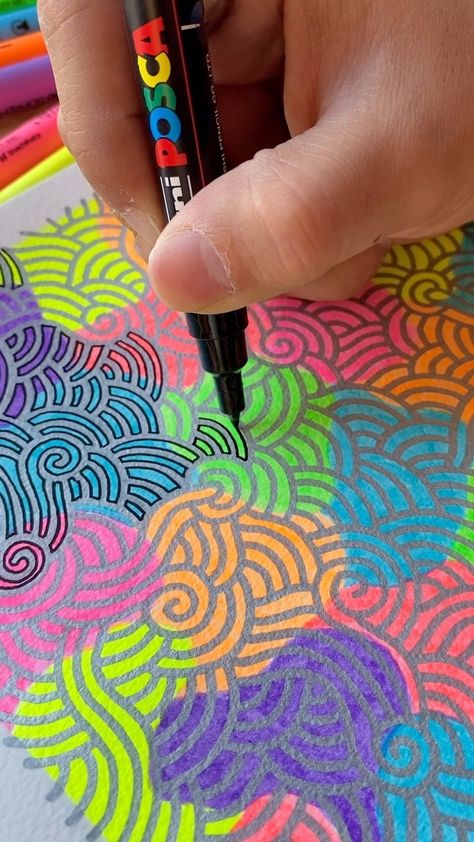 Danilo Rodriguez Reyes | Started making progress on this A4 drawing using highlighters as background colours. (Highlighters also react to black light, it will be… | Instagram Highlighter Doodle Art, Highlighter Art Drawing, Sharpie Drawings Ideas, Sharpie Art Doodles, Highlighter Doodles, Colourful Zentangle Art, Highlighter Sketch, Highlighter Drawings, Random Patterns Drawing