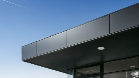 Aluminium Cladding House Exterior, Aluminium Facade Cladding, Aluminium Cladding Facade, Aluminium Cladding Panels, Rainscreen Facade, Aluminum Cladding, Aluminum Wall Panel, Portugal House, Contemporary Facade